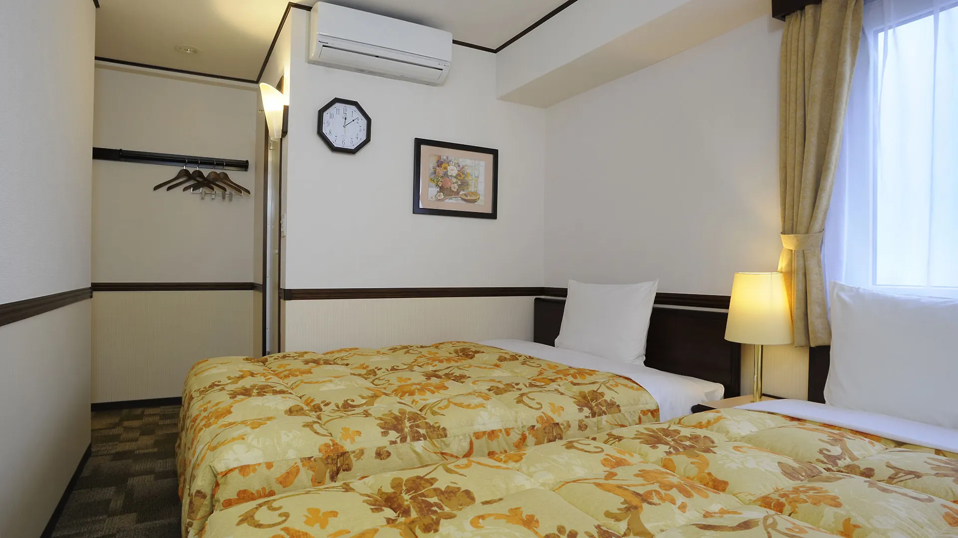 Toyoko Inn Tokyo Shinagawa-Eki Takanawa-Guchi Hotel